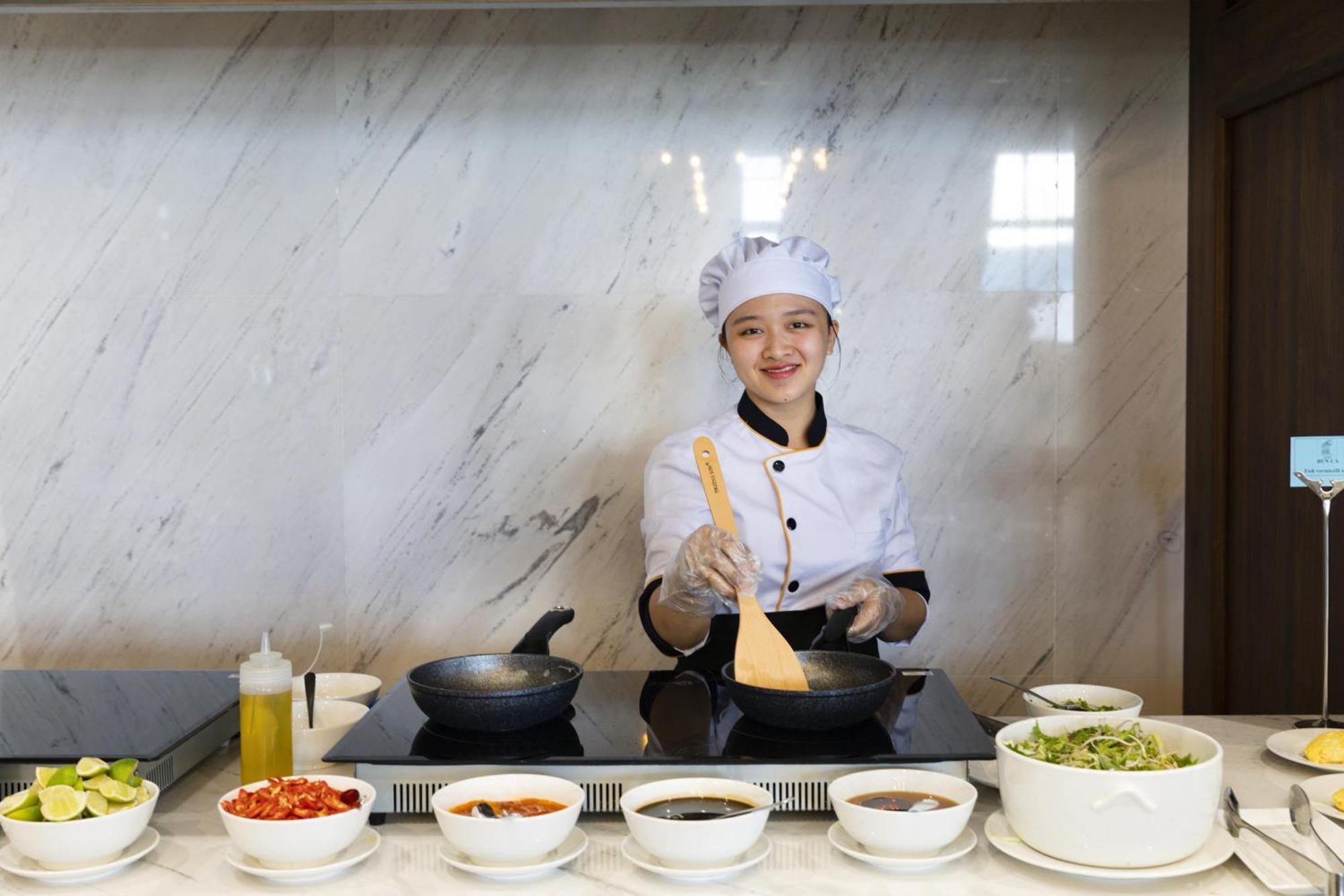 Cct Luxury Hotel Nha Trang Kültér fotó